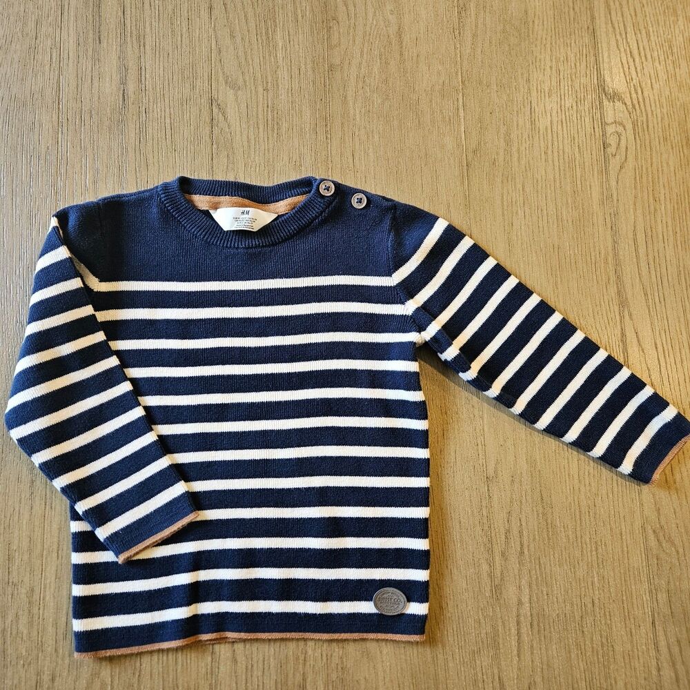 H&M Navy Blue Minimalist Stripe Sweater with Brown Buttons Boy Size 2T